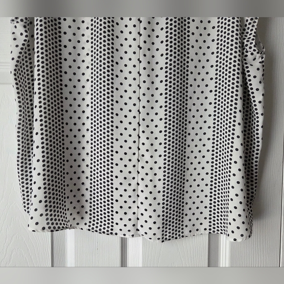 Tahari Black and White Striped Polka Dot Button Down Shirt SIZE XL. Like New. - Picture 7 of 11